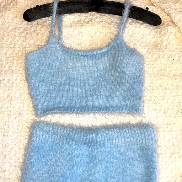 Blue Set - Picture 2 of 2